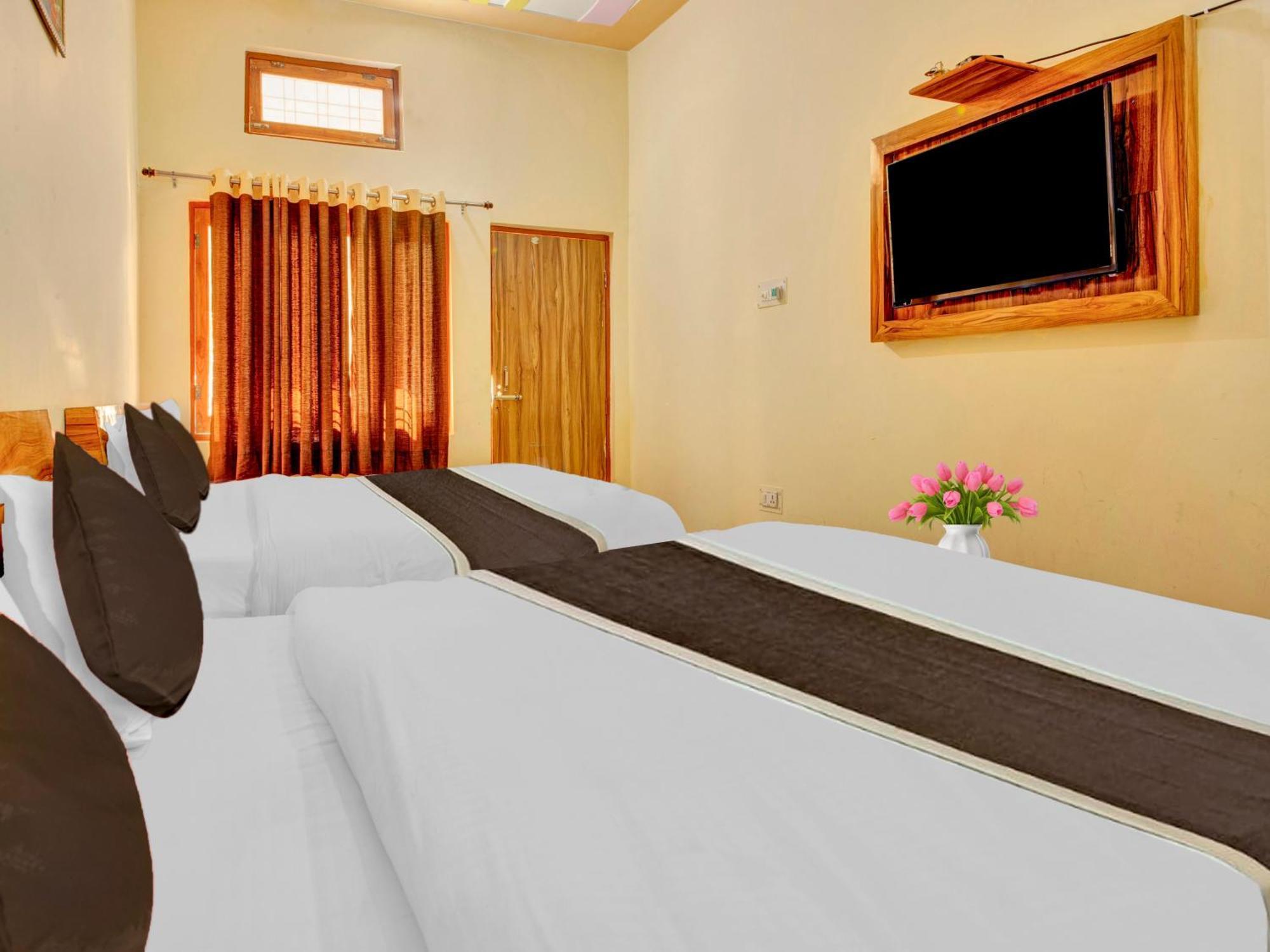 Hotel Kailasha Uttarkashi Экстерьер фото