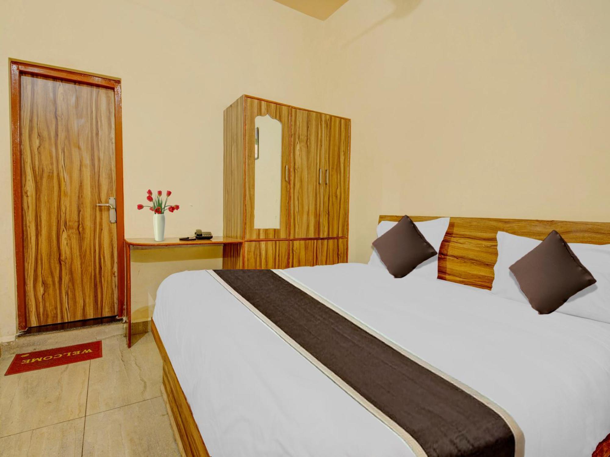 Hotel Kailasha Uttarkashi Экстерьер фото