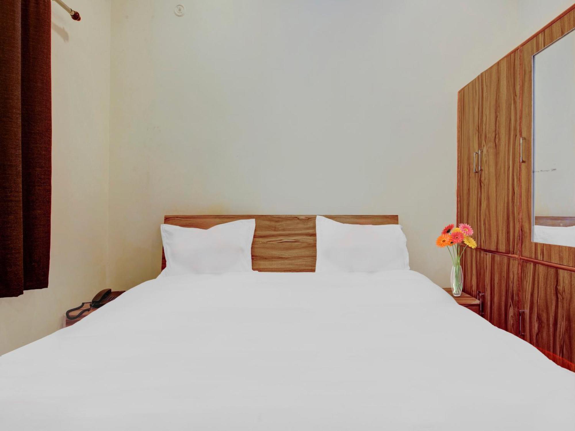 Hotel Kailasha Uttarkashi Экстерьер фото