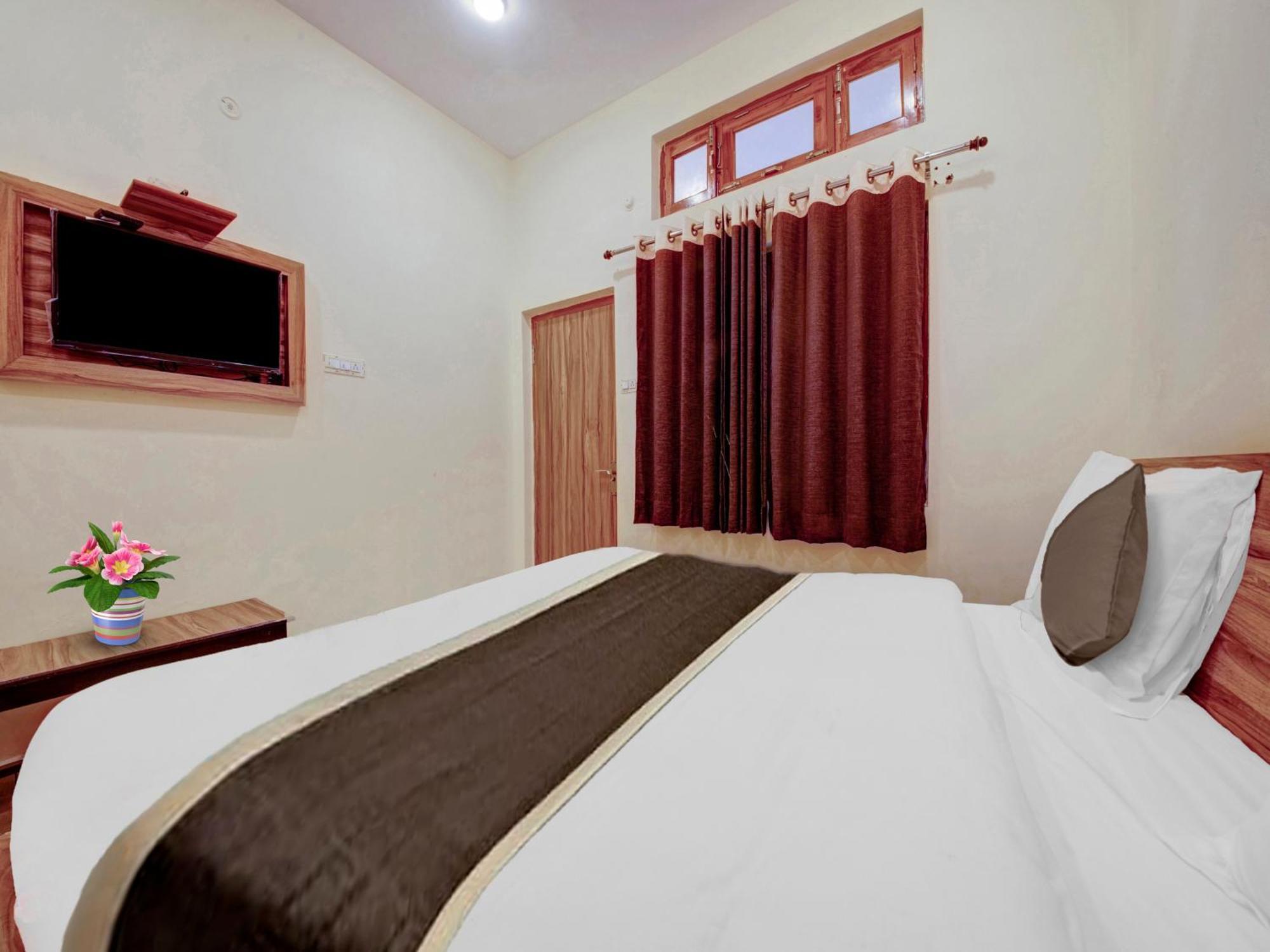 Hotel Kailasha Uttarkashi Экстерьер фото